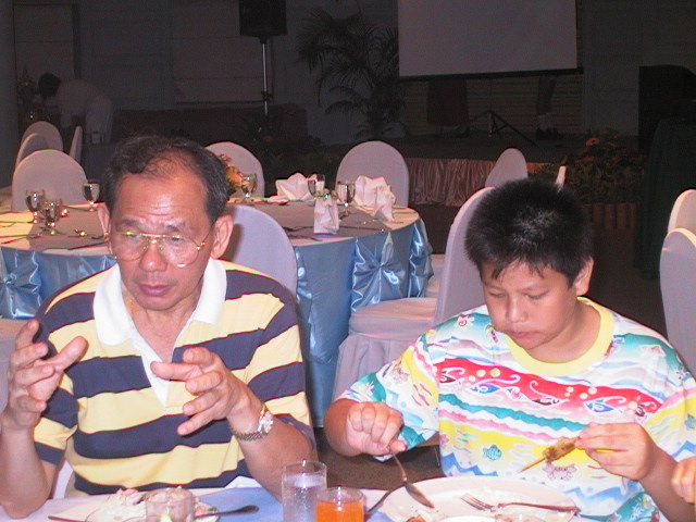 cnight271.jpg 173.5K